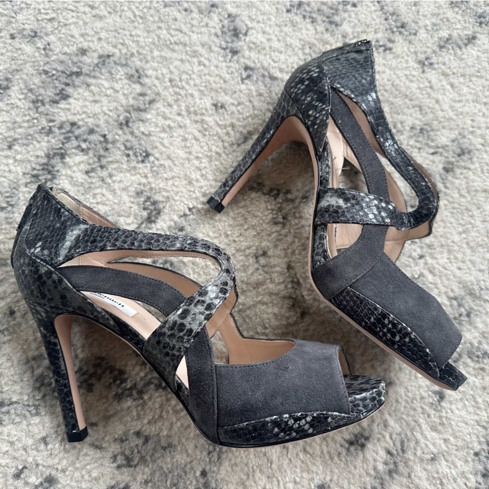 LK Bennett leather marble grey snake skin heels| size 38.5